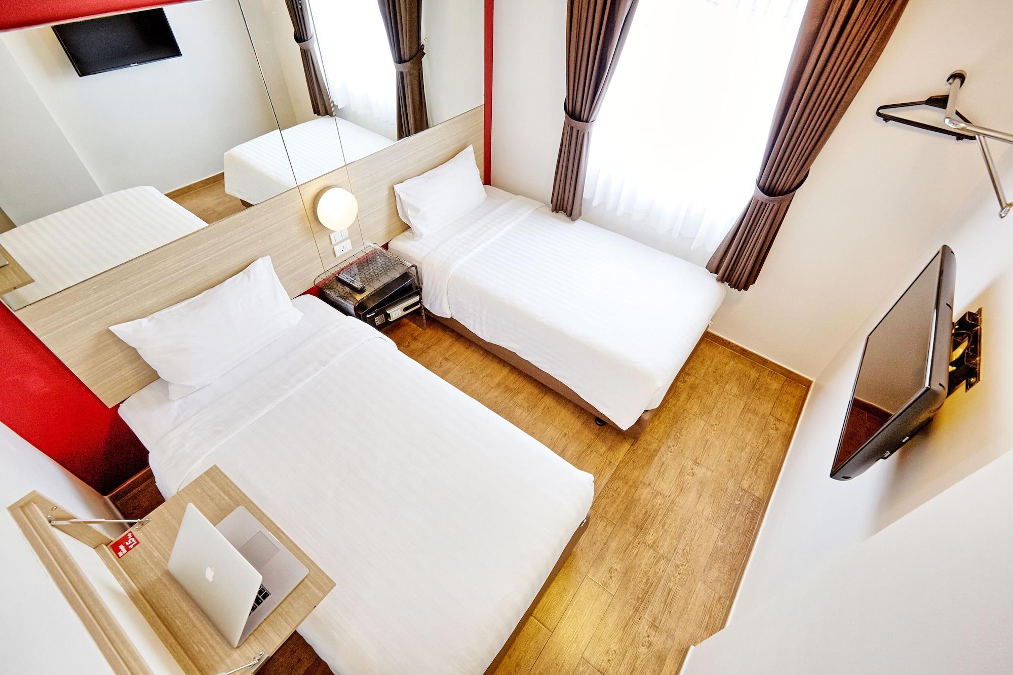 Red Planet Phuket Patong - Sha Extra Plus Exterior foto