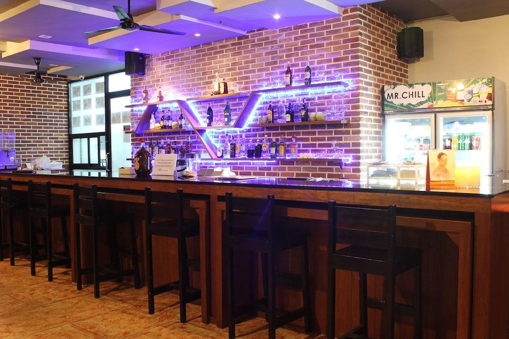 Red Planet Phuket Patong - Sha Extra Plus Exterior foto