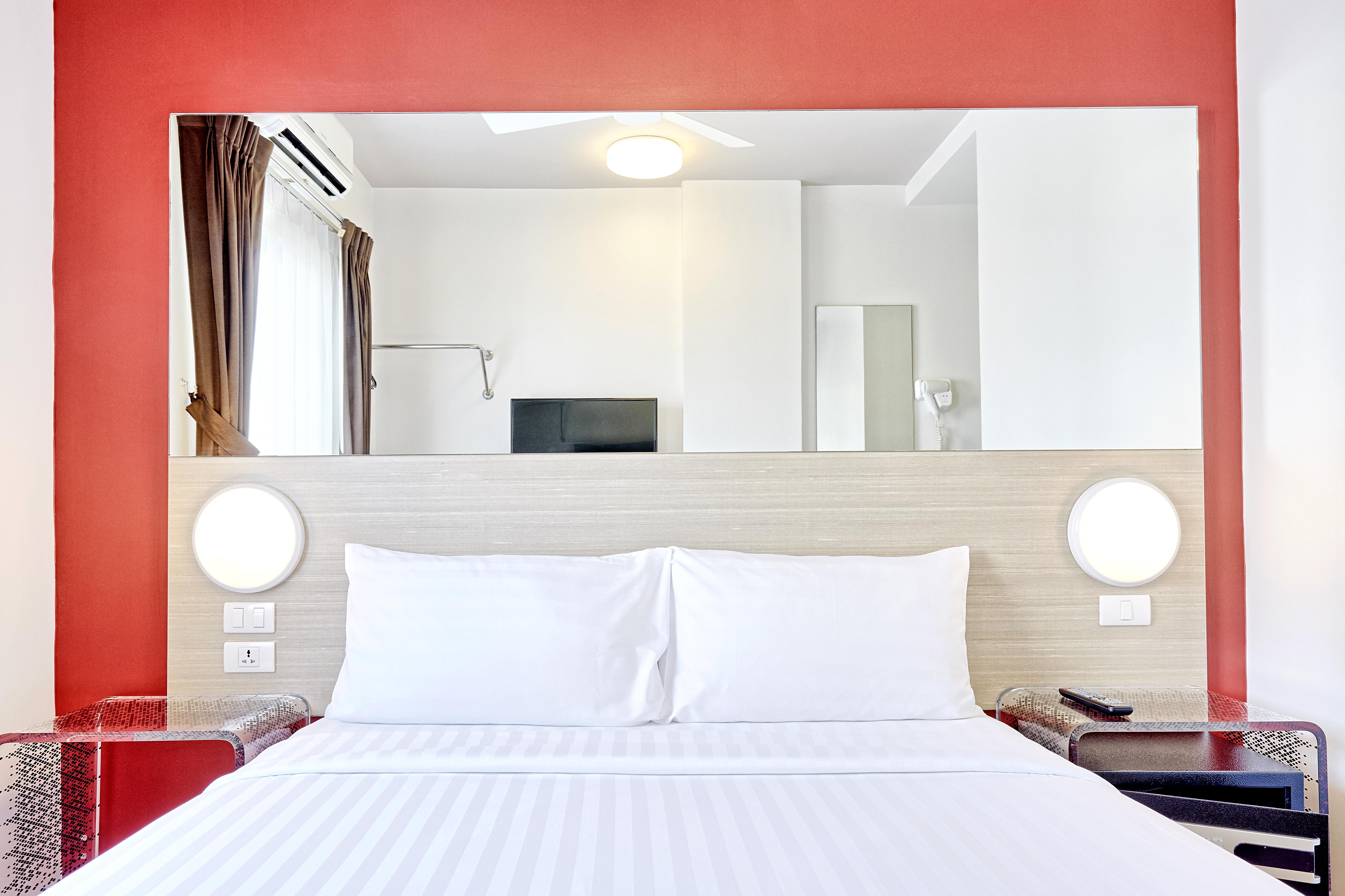 Red Planet Phuket Patong - Sha Extra Plus Exterior foto